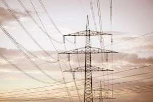 Novinite: Nivelul scăzut al Dunării duce la exporturi record de energie electrică şi la venituri suplimentare pentru Bulgaria
